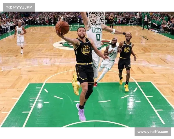 NBA:凯尔特人111-107击败勇士 NBA:凯尔特人111-107击败勇士